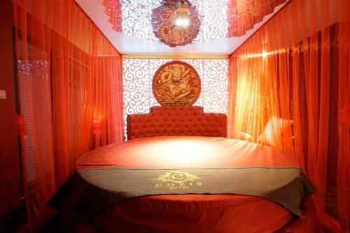 Cozi 9 Hotel - Theme Hotel