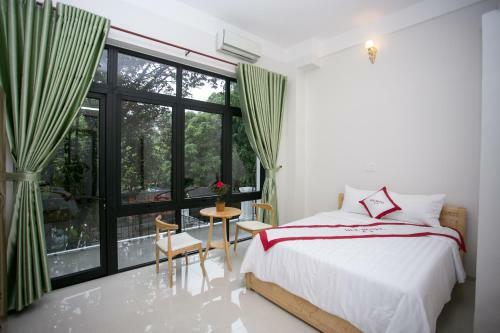 Hue Classic Hotel