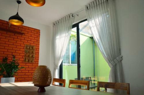 Hostal Monaco Homestay