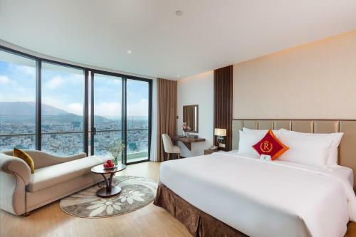 Regalia Gold Hotel