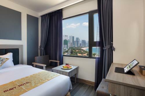 Ruby Hotel
