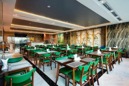 Ruby Hotel