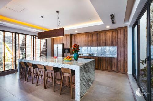 Lucina Villa Nha Trang