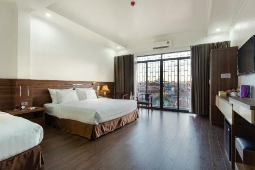 Rio Hotel