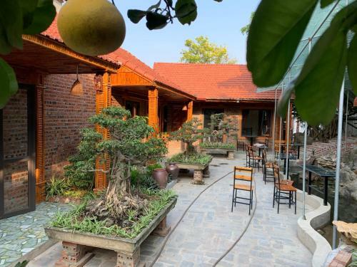 Trang An Mountainside Homestay