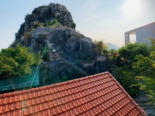 Trang An Mountainside Homestay