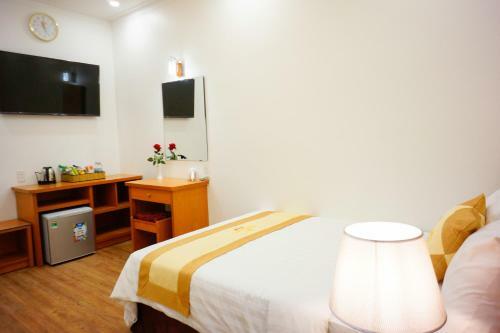 N? Ho�ng Hotel