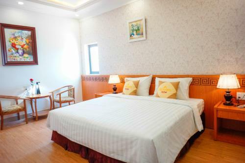 N? Ho�ng Hotel