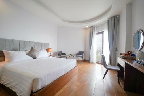 The May Beach Hotel