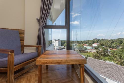 Golden Daisy Hotel