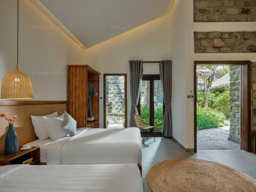 Hotel M Village