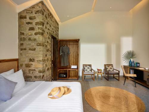 Hotel M Village