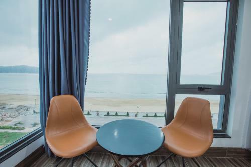 Kh�ch S?n Sea View Hotel