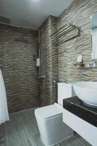 Kh�ch S?n Sea View Hotel