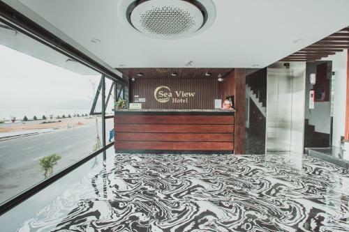 Kh�ch S?n Sea View Hotel