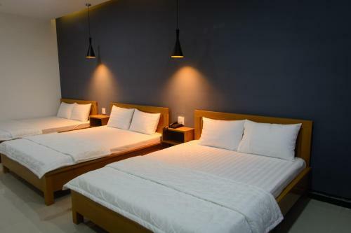 Sky Hotel