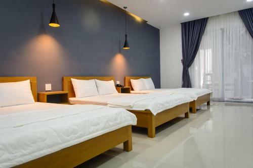 Sky Hotel