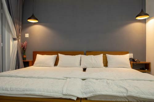 Sky Hotel