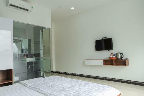 Sky Hotel