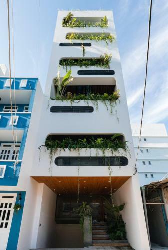 The Avis Apartments - Greathouse