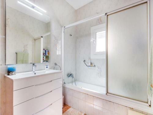 Holiday Home Av. Roca Plana