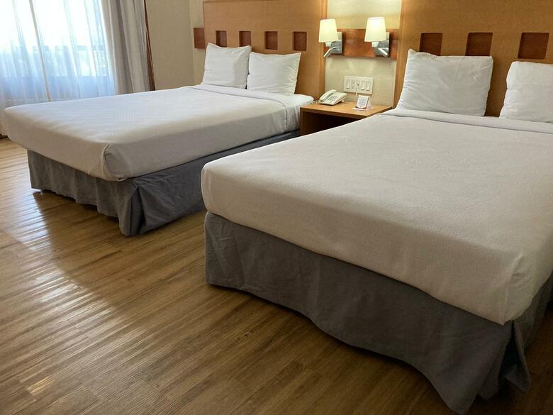 Hotel Mirabel