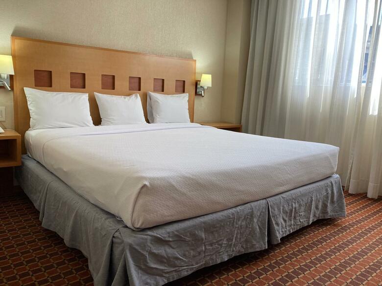 Hotel Mirabel