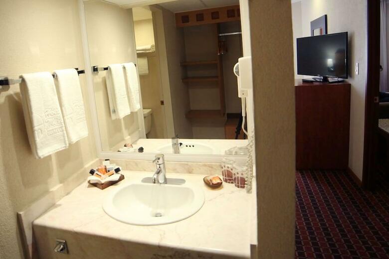 Hotel Mirabel