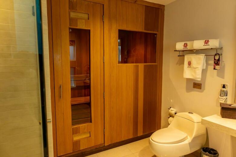 Hotel Maria Condesa H&s