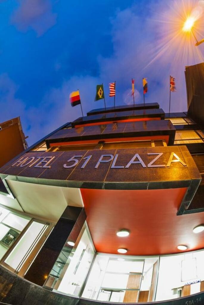 Hotel 51 Plaza