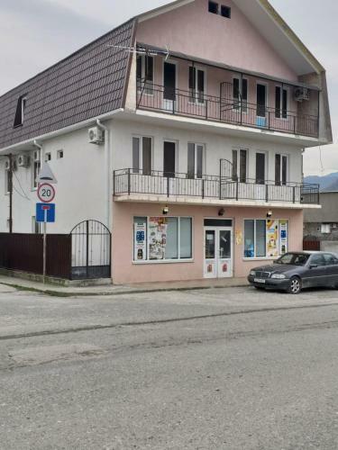Hostal ?????