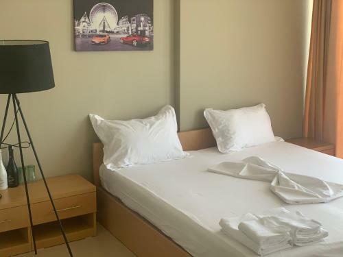 Dejavu Hotel 2