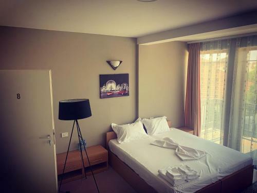 Dejavu Hotel 2