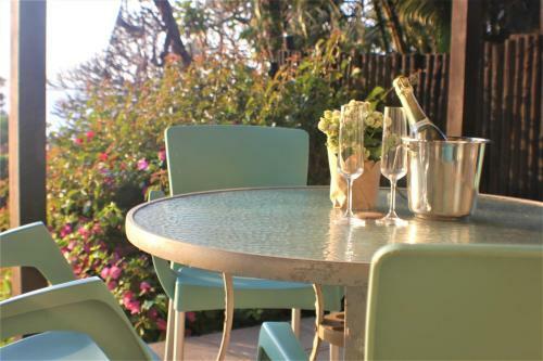 Aquablue Apartment