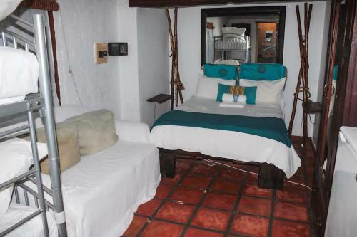 Hostal Demepran Grove B & B