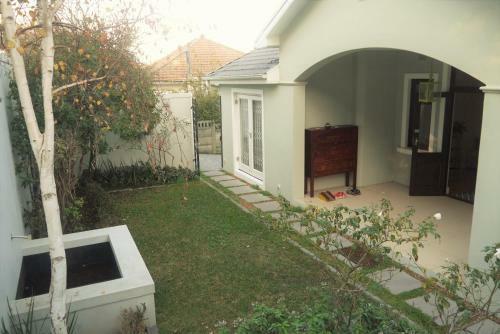 Bed & Breakfast T House