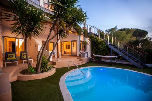 Lodge Ocean Lounge