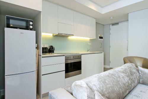 1 Bedroom Apartment At 35 On Main