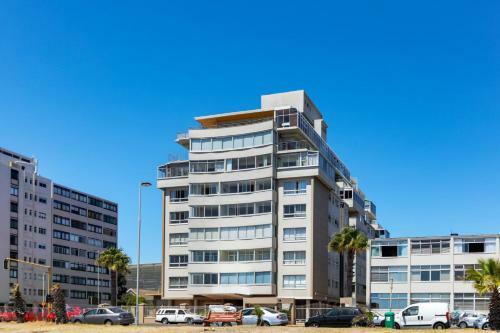 Mouille Point Apartment