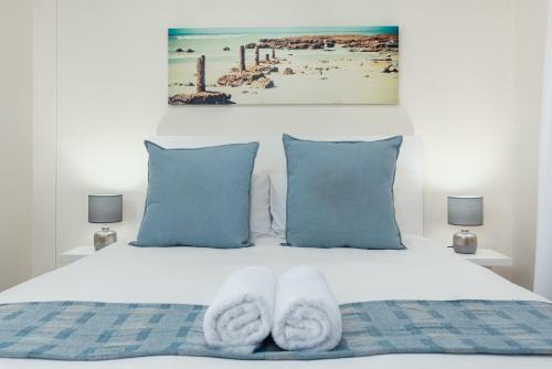 Dockside Apartments