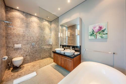Loader Villa