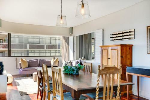 Sea View Kingsgate Apartment On The Promenade