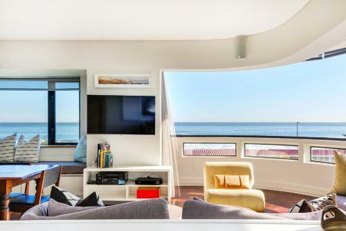 Sea View Kingsgate Apartment On The Promenade