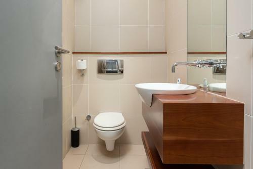 Namaqua House Apartments