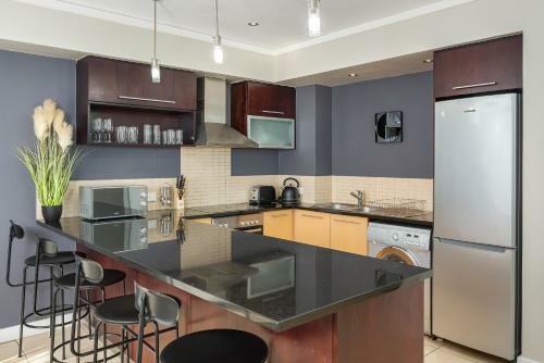 Icon Apartments