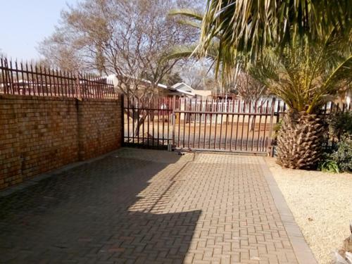 Hostal Casa Villa Guest House Carletonville - Suite 4