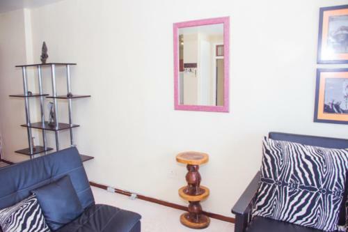 Apartamentos High Tide Beach Condo
