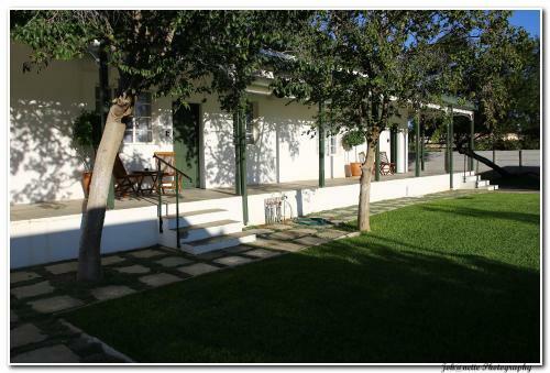 Hostal Victorian Square Guesthouse