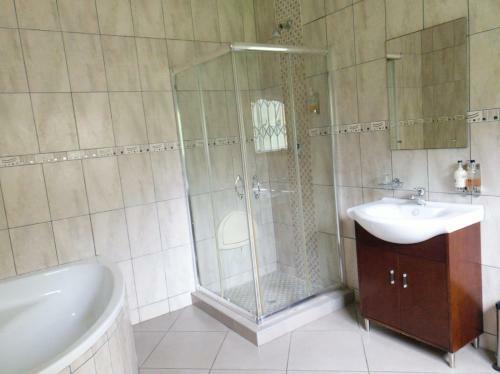 Hostal Matina Guest House