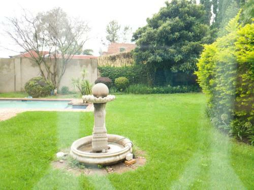 Hostal Matina Guest House